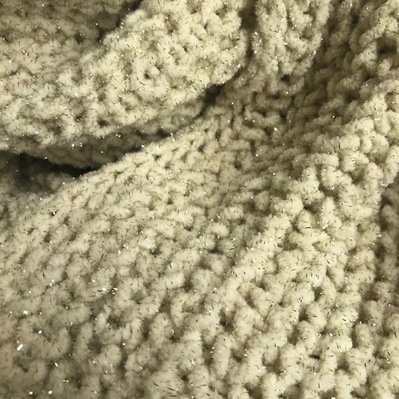 Aeropostale Sparkle Infinity’s scarf - Picture 3 of 3